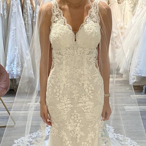 Stella York Dresses & Skirts - Brand New Stella York Wedding Dress 6933 Ivory